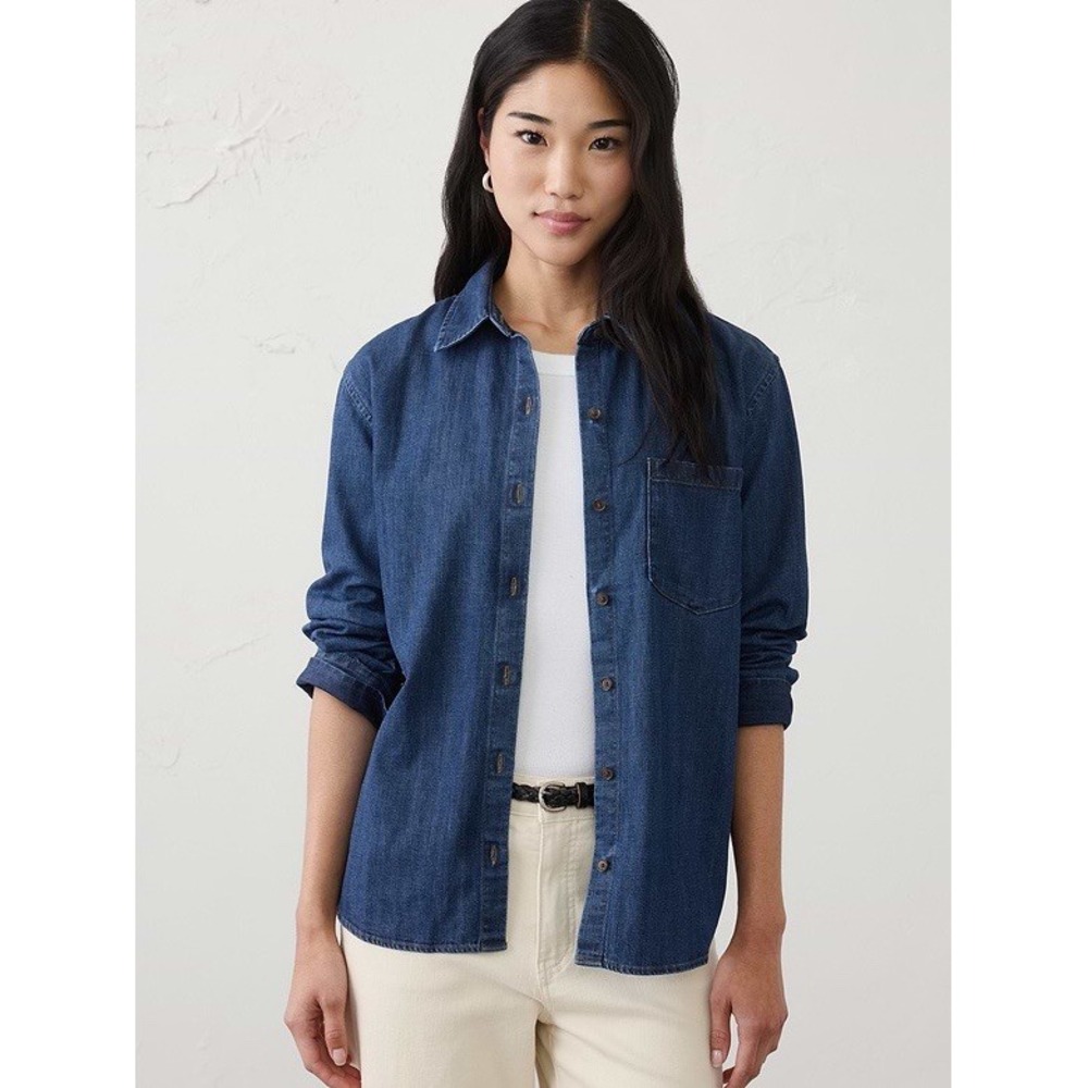 Banana Republic The Perfect Denim Shirt Women's L Blue Dark Wash Button Up